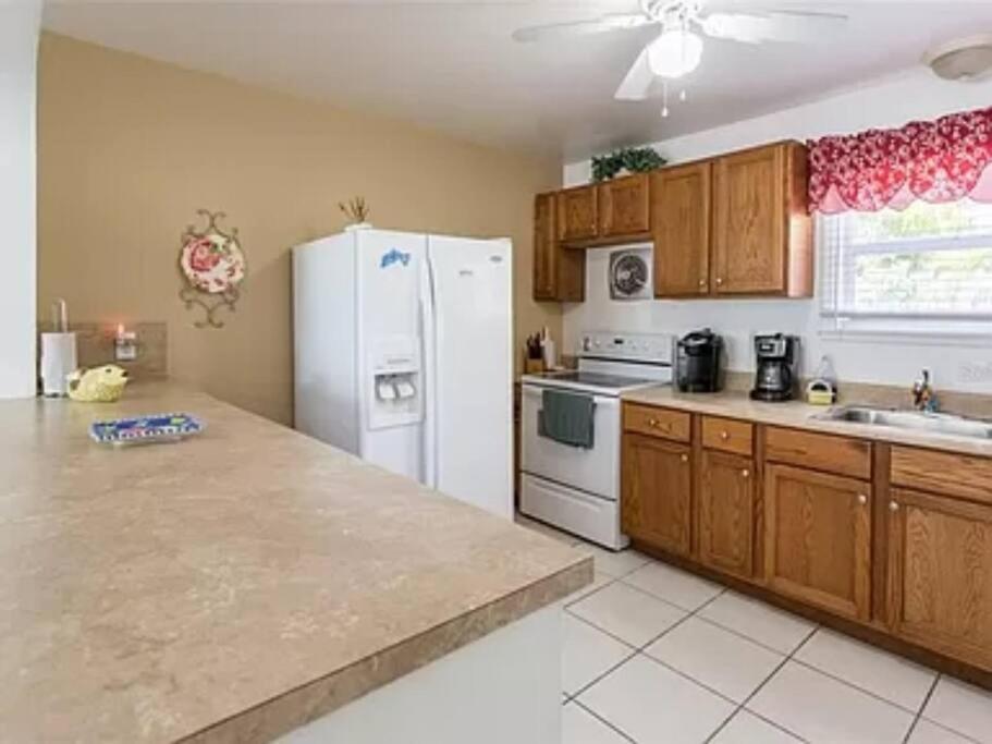 Lovely 1 Bedroom Unit Across From Lido Key Beach ซาราโซตา ภายนอก รูปภาพ